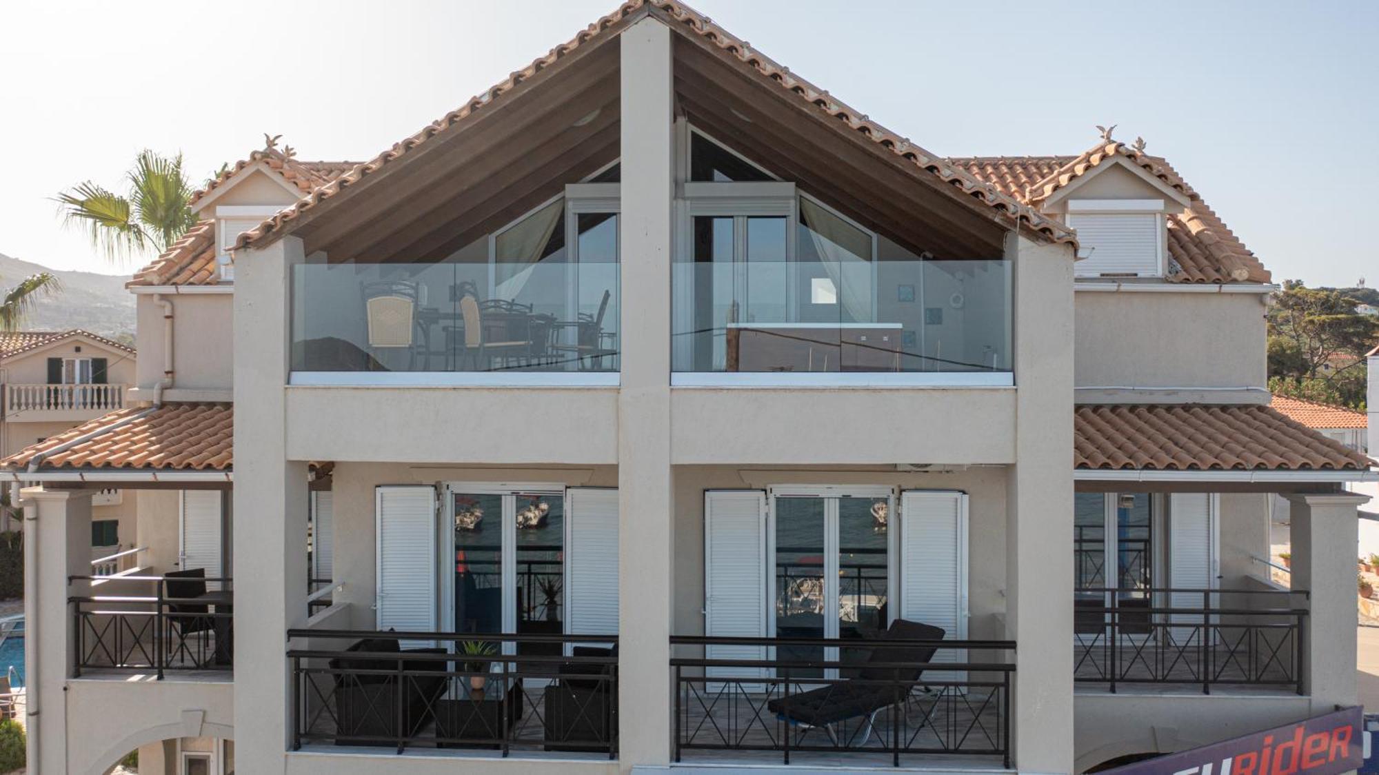 George Beachfront Apartments Lithakia  Стая снимка