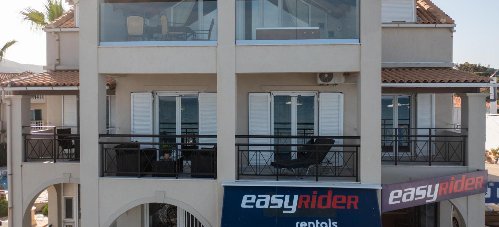 George Beachfront Apartments Lithakia  Екстериор снимка